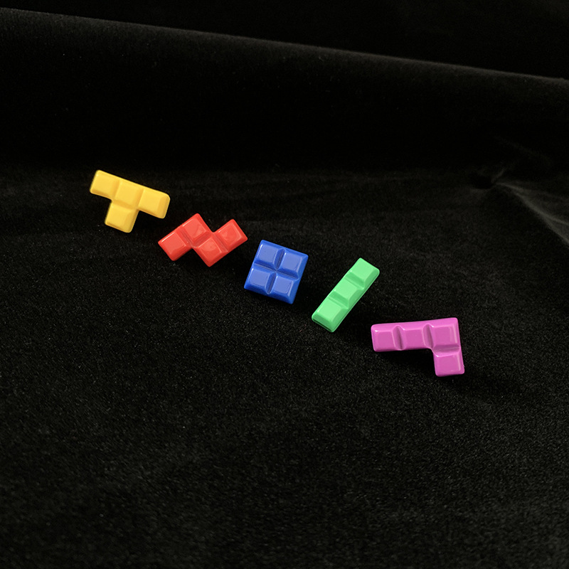 Tetris Block Resin Pins Retro  - مراجعة Retro Gaming Accessories وسعره