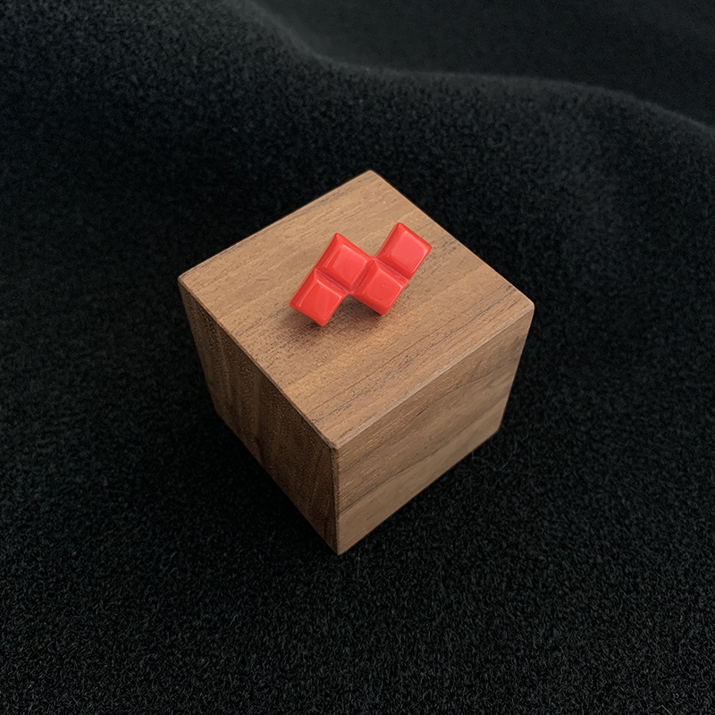 Tetris Block Resin Pins Retro  - مراجعة Retro Gaming Accessories وسعره