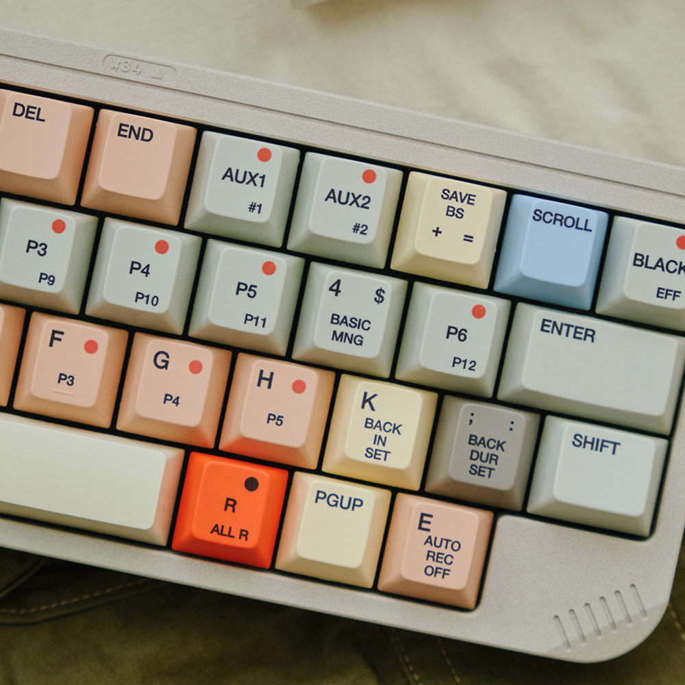 FBB Keycaps S9000 Retro Style  - مراجعة Retro Gaming Accessories وسعره