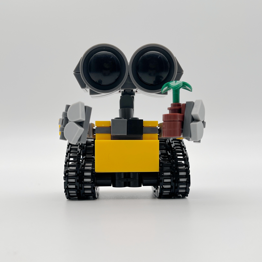 Classic Movie 200+pcs Mini Rob - مراجعة Retro Gaming Lego وسعره