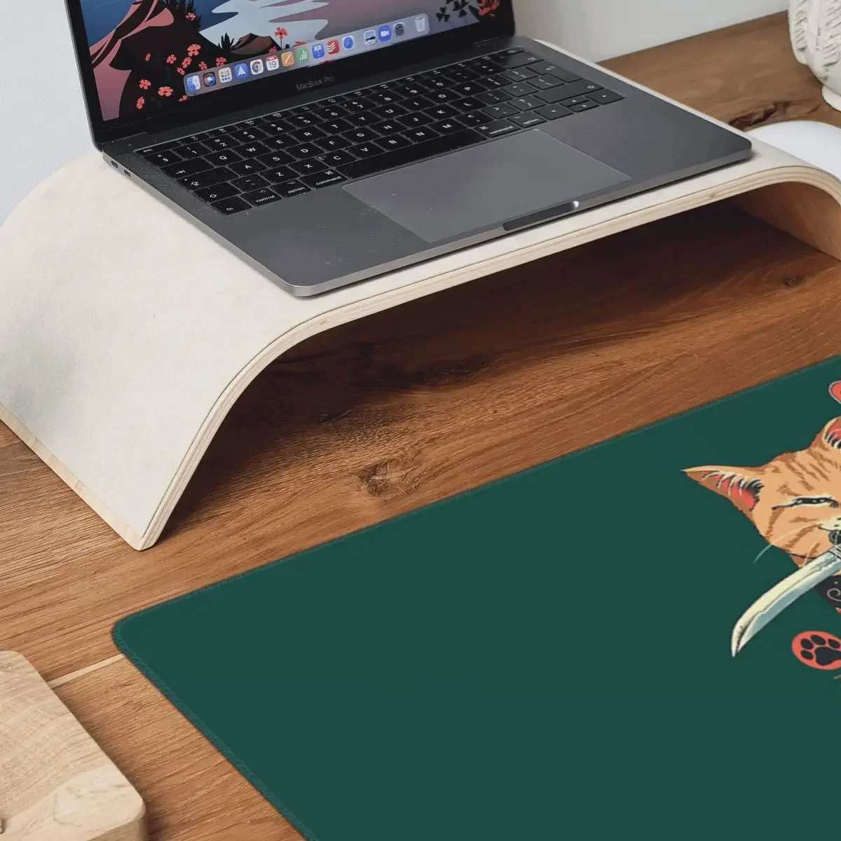 Catana Cats Retro Samurai Yaku - مراجعة Retro Gaming Laptop وسعره