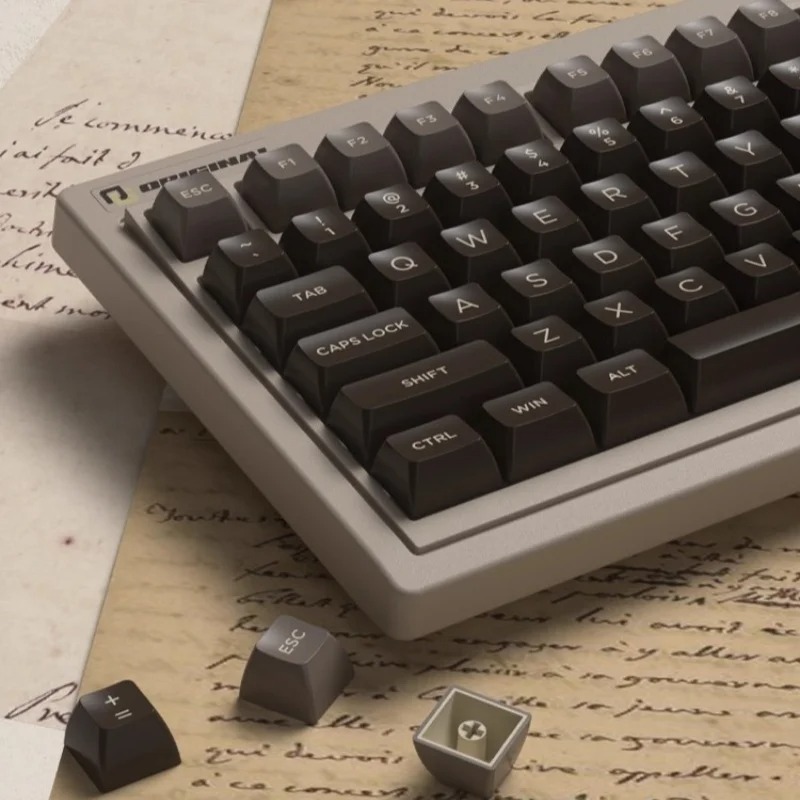 FL·ESPORTS OG104/OG98 Wireless - مراجعة Retro Gaming Laptop وسعره